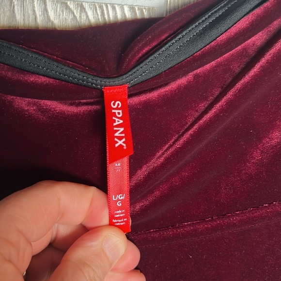 Spanx Women's Velvet Leggings-Size Large -Rich Burgundy - Picture 4 of 5